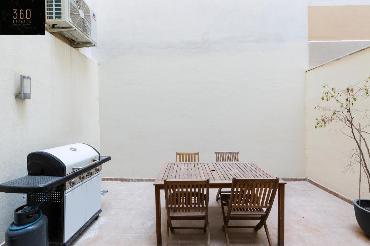 Centre Paceville Apt With Terrace, Bbq & Wifi By 360 Estates St. Julian's Exteriör bild